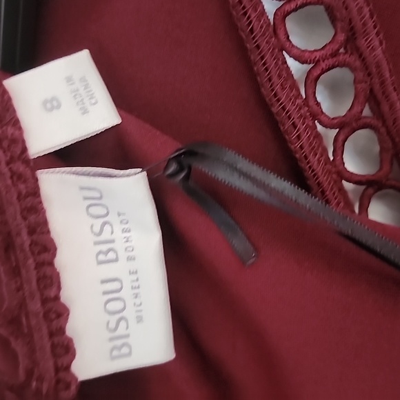 Burgundy Women's Dress with sheer waist design Size 8  NWT - Picture 6 of 7